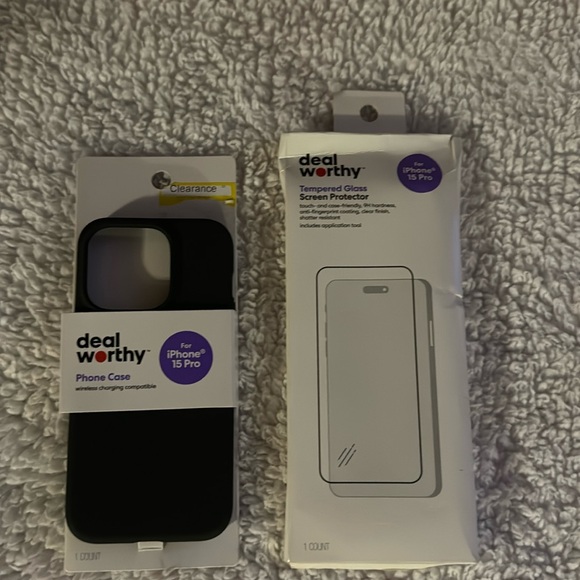 Deal worthy iPhone 15 pro phone case and screen protectors - Picture 1 of 1